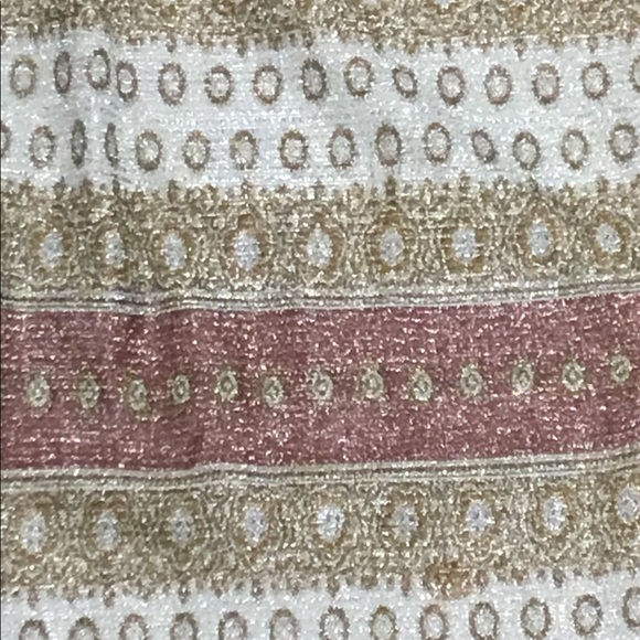 🌟GLIMMER Ń GLAM🌟 - Picture 2 of 4